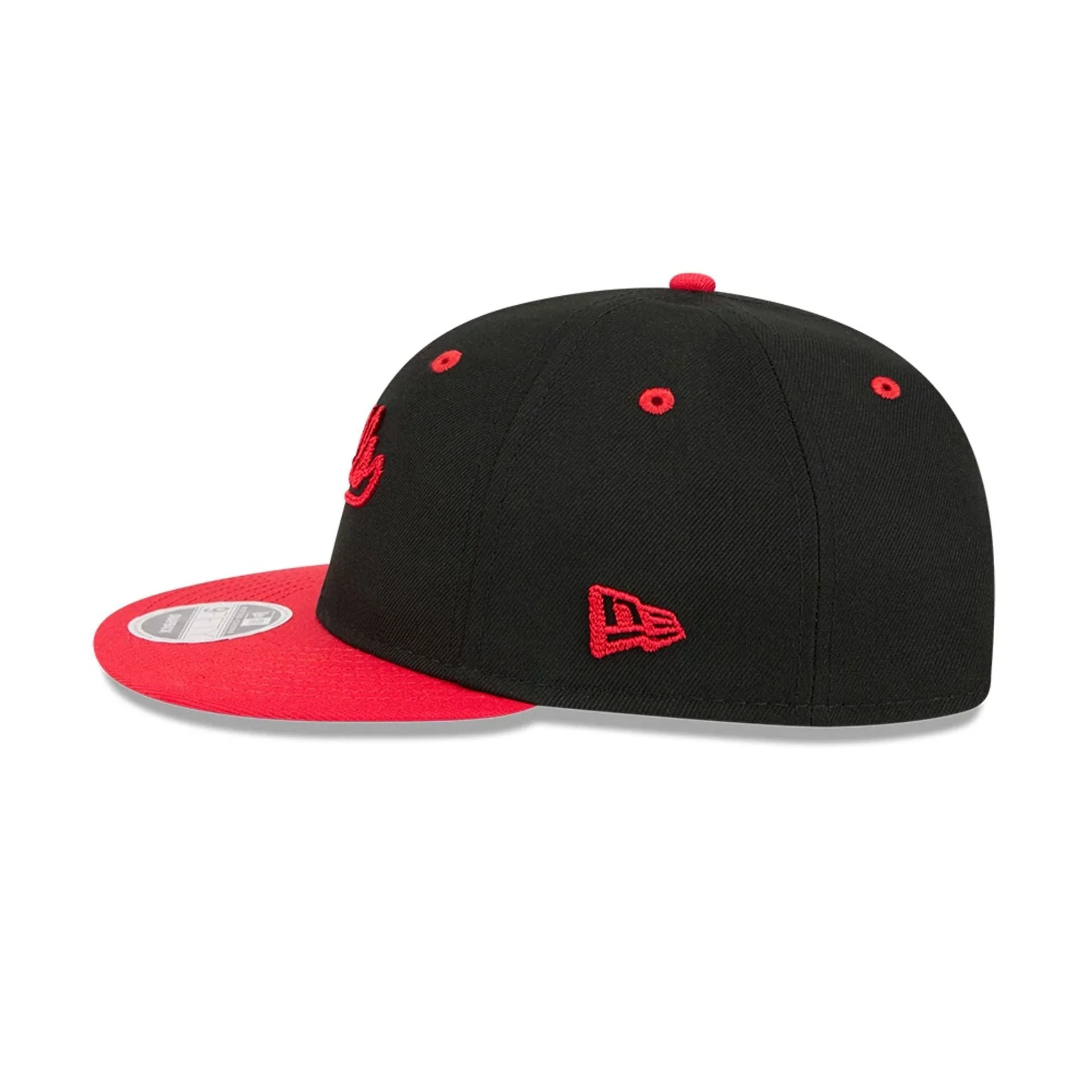 Chicago Bulls NBA Chainstitch Script Black Retro Crown 9FIFTY Adjustable Cap - Image 6