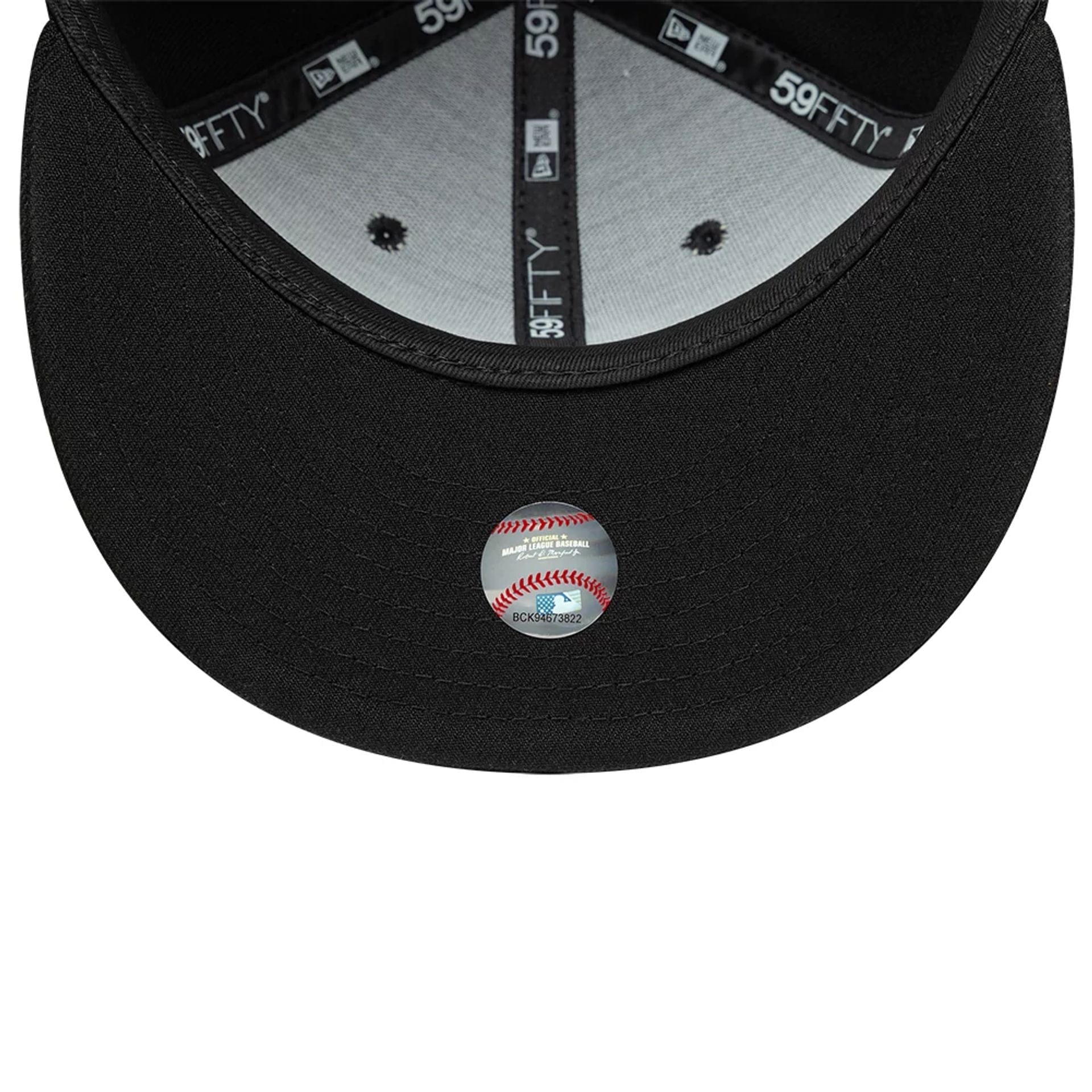 Chicago White Sox MLB Faux Pearl Icon Black 59FIFTY Fitted Cap - Image 7