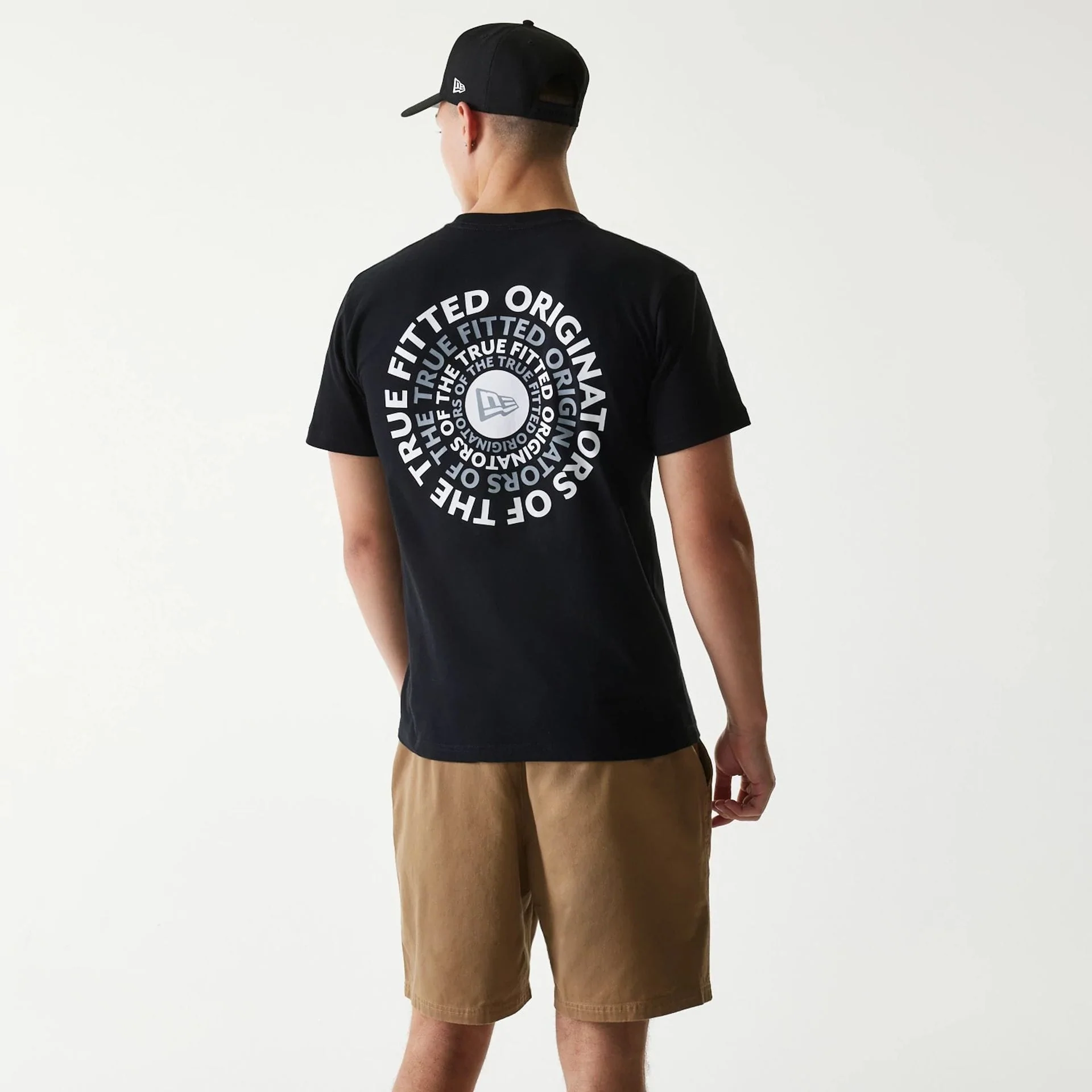 New Era Japan Circle Black T-Shirt - Image 2
