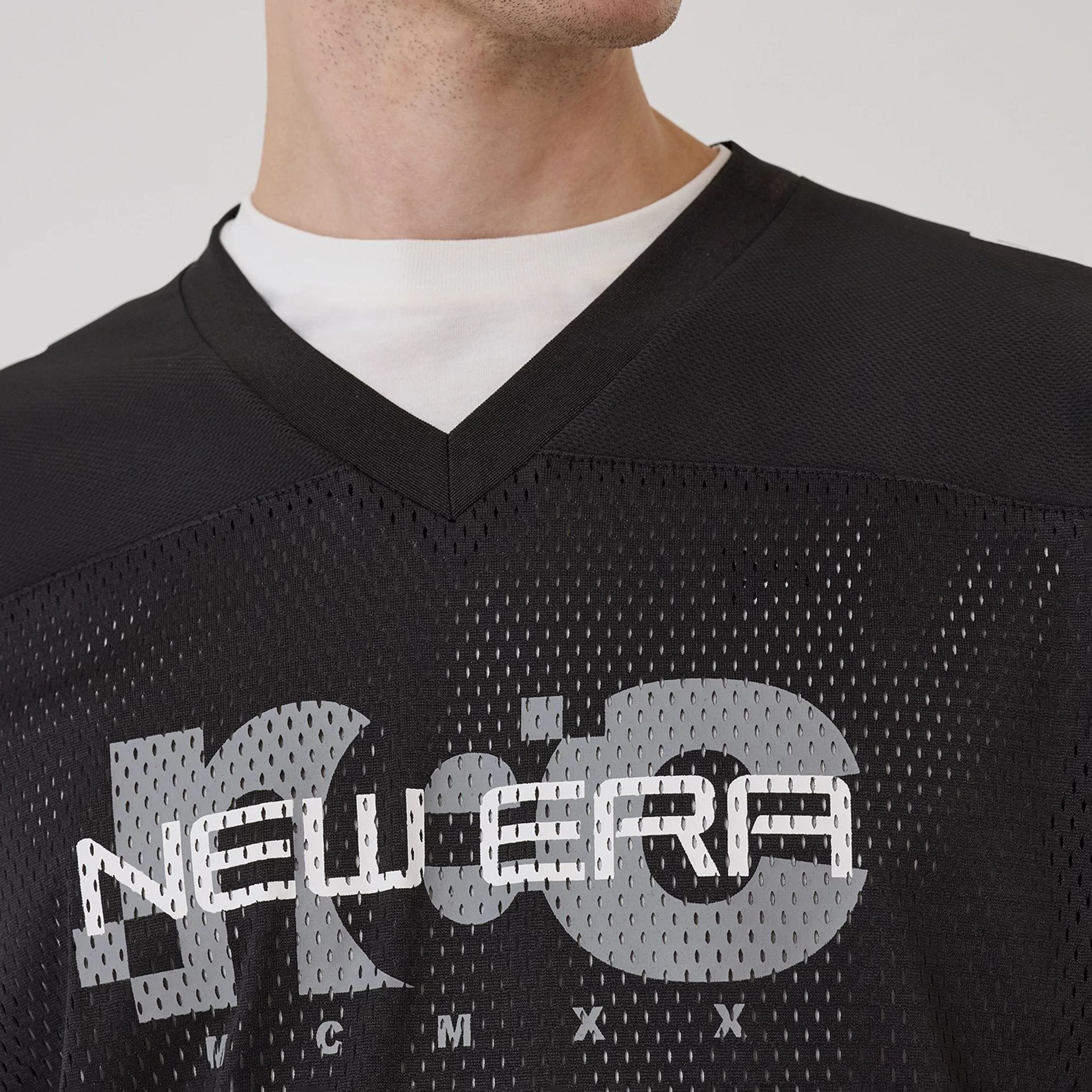 New Era Urban Core Black Long Sleeve Jersey - Image 3