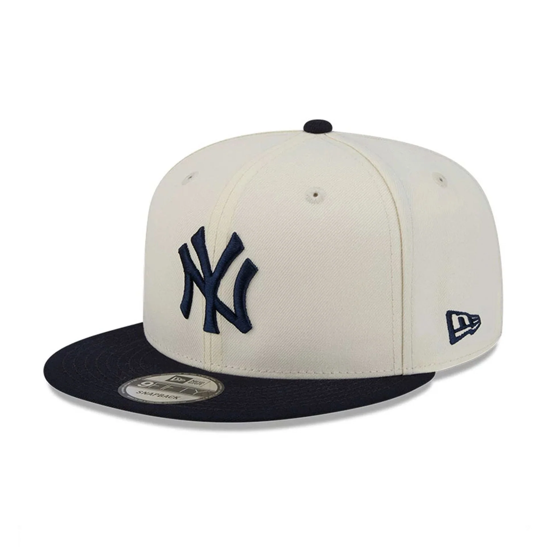New York Yankees MLB Localized White 9FIFTY Snapback Adjustable Cap - Image 4