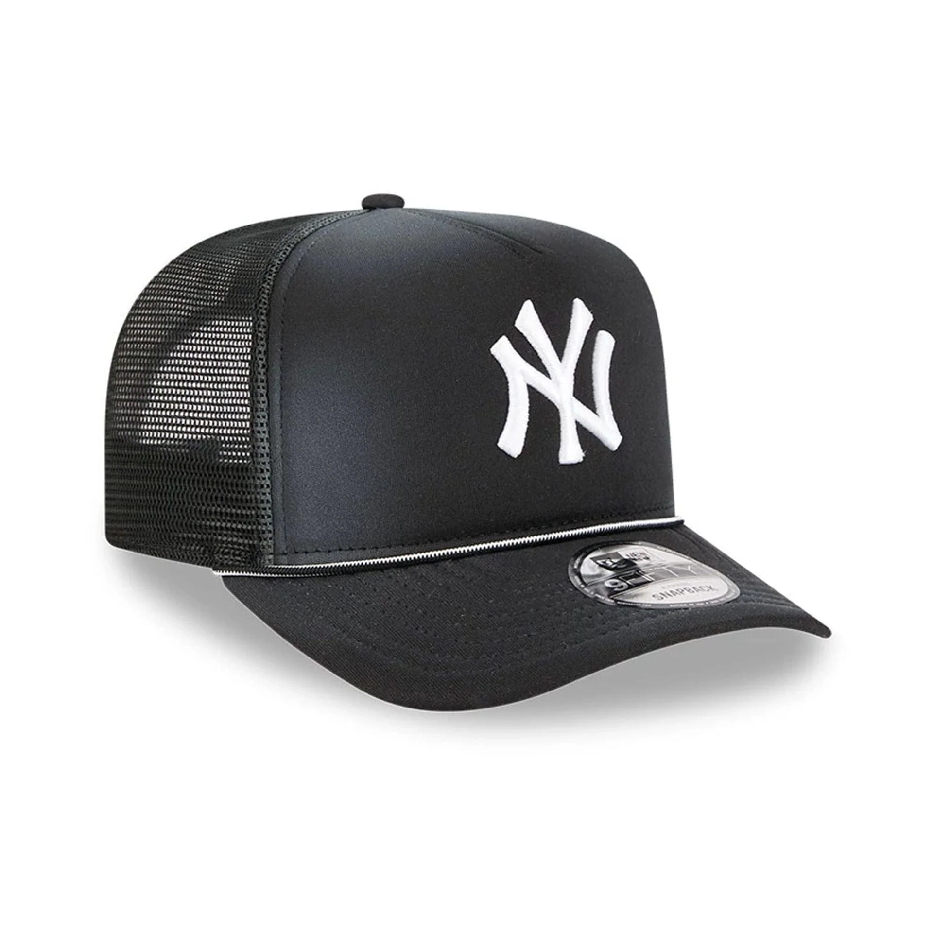 New York Yankees MLB Washed Black 9FIFTY A-Frame Trucker Adjustable Cap - Image 4