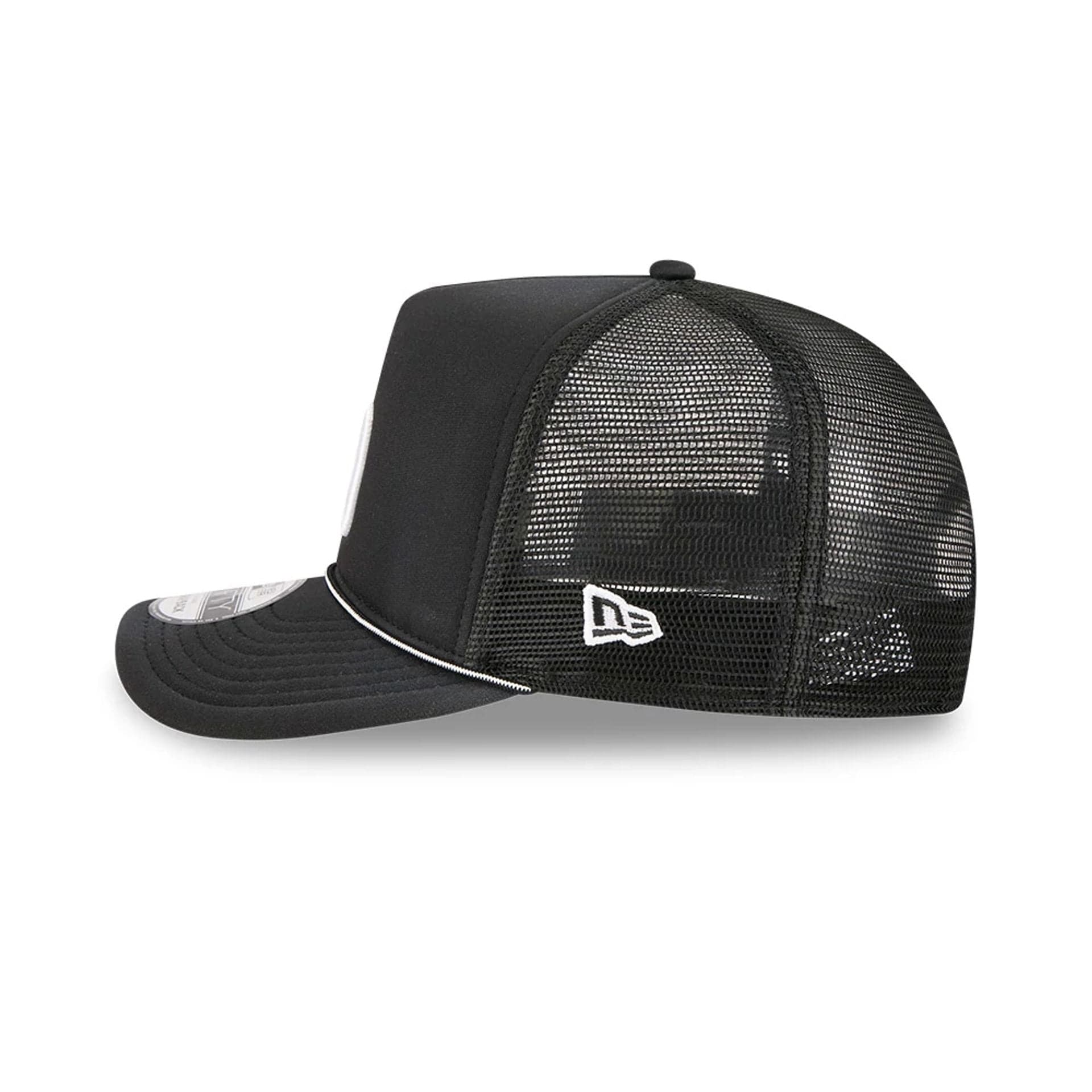 San Diego Padres MLB Washed Black 9FIFTY A-Frame Trucker Adjustable Cap - Image 5